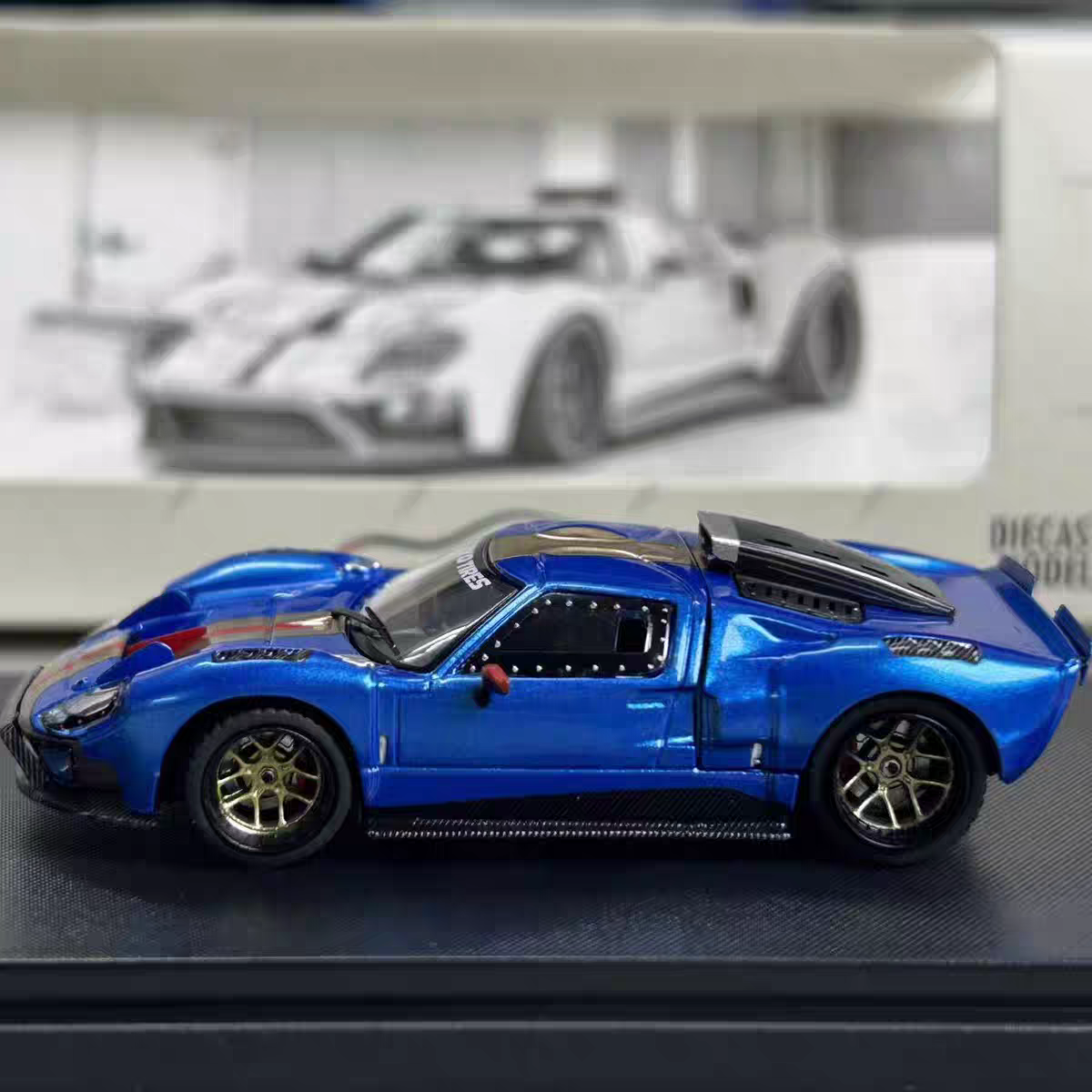 RM犀牛 1:64 福特 GT40  磁吸款 机盖可开 合金汽车模型