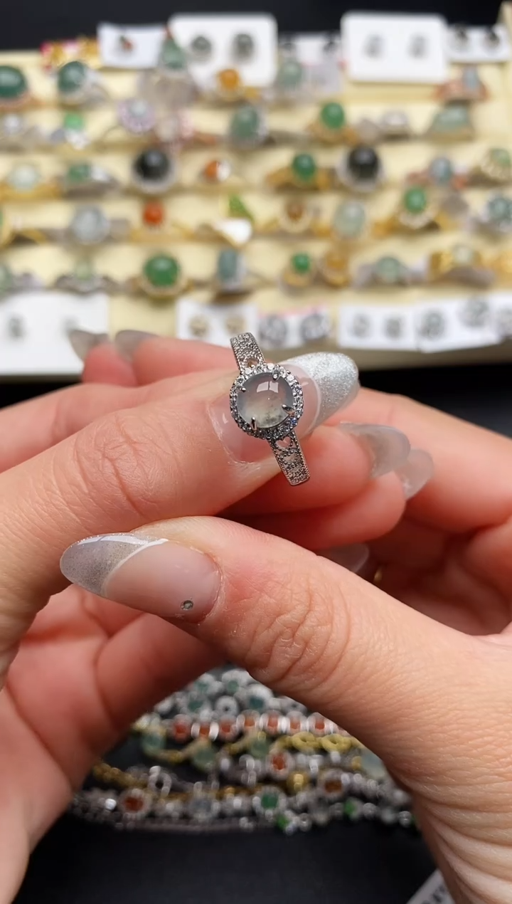 【闪购商品】翡翠戒指银S925镶嵌44444444+4