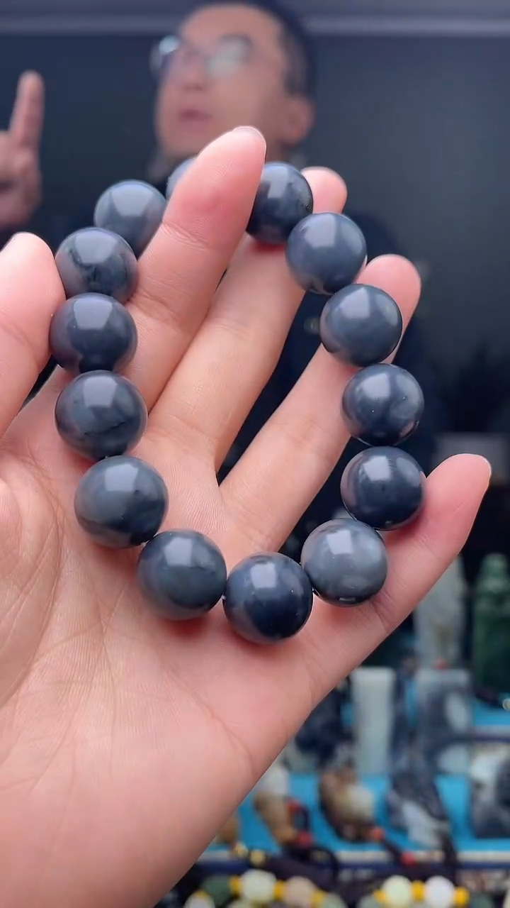 未镶嵌和田玉挂件1