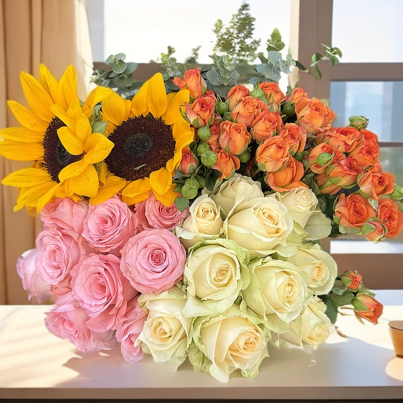 粉玫10枝+香槟玫瑰10枝+向日葵2枝+多头3枝+配草5枝