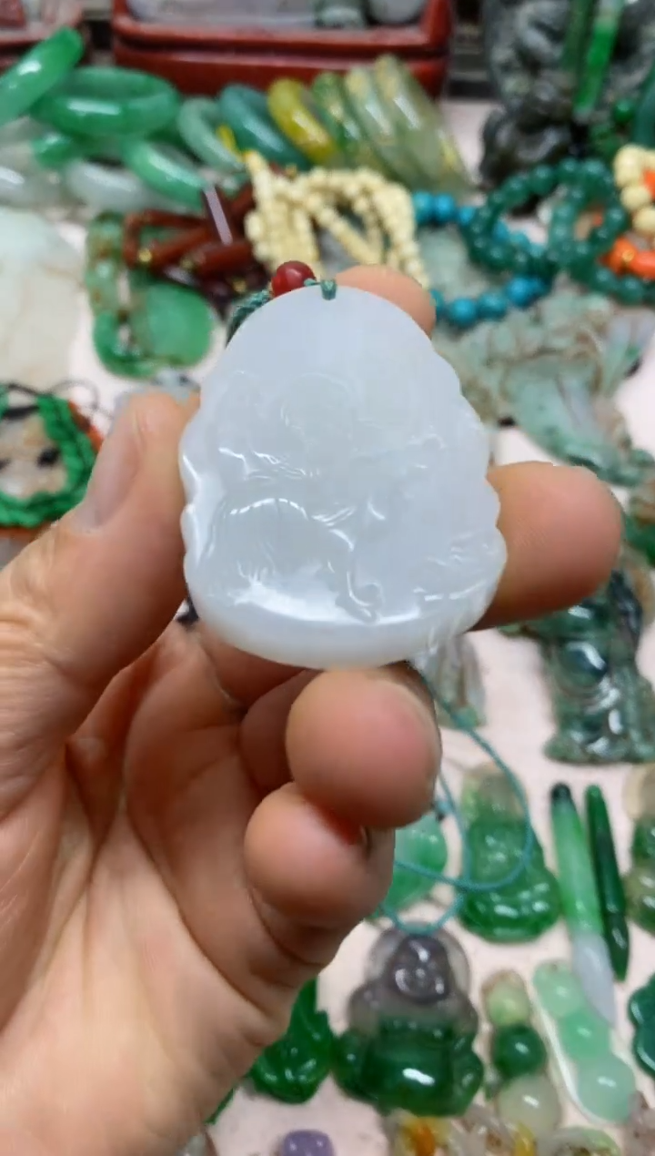 【闪购商品】13直播间的实时画面