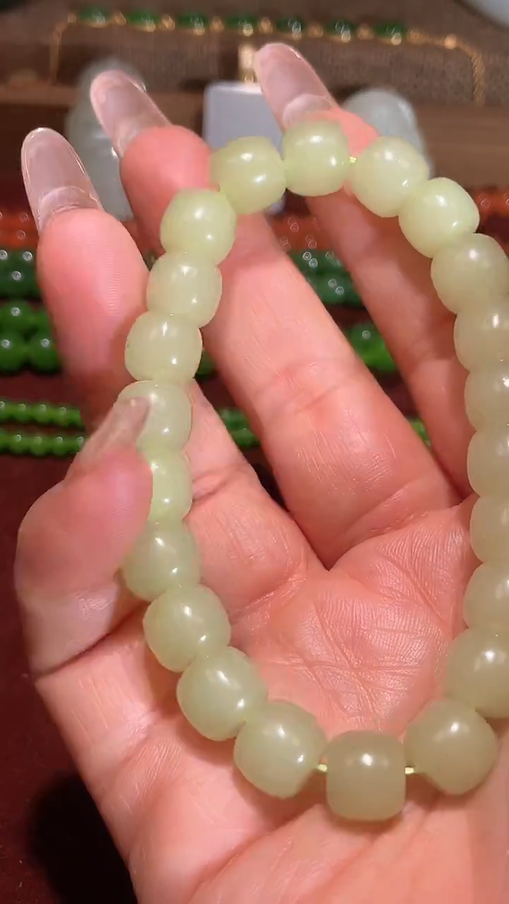 颈饰未镶嵌和田玉晴水手链