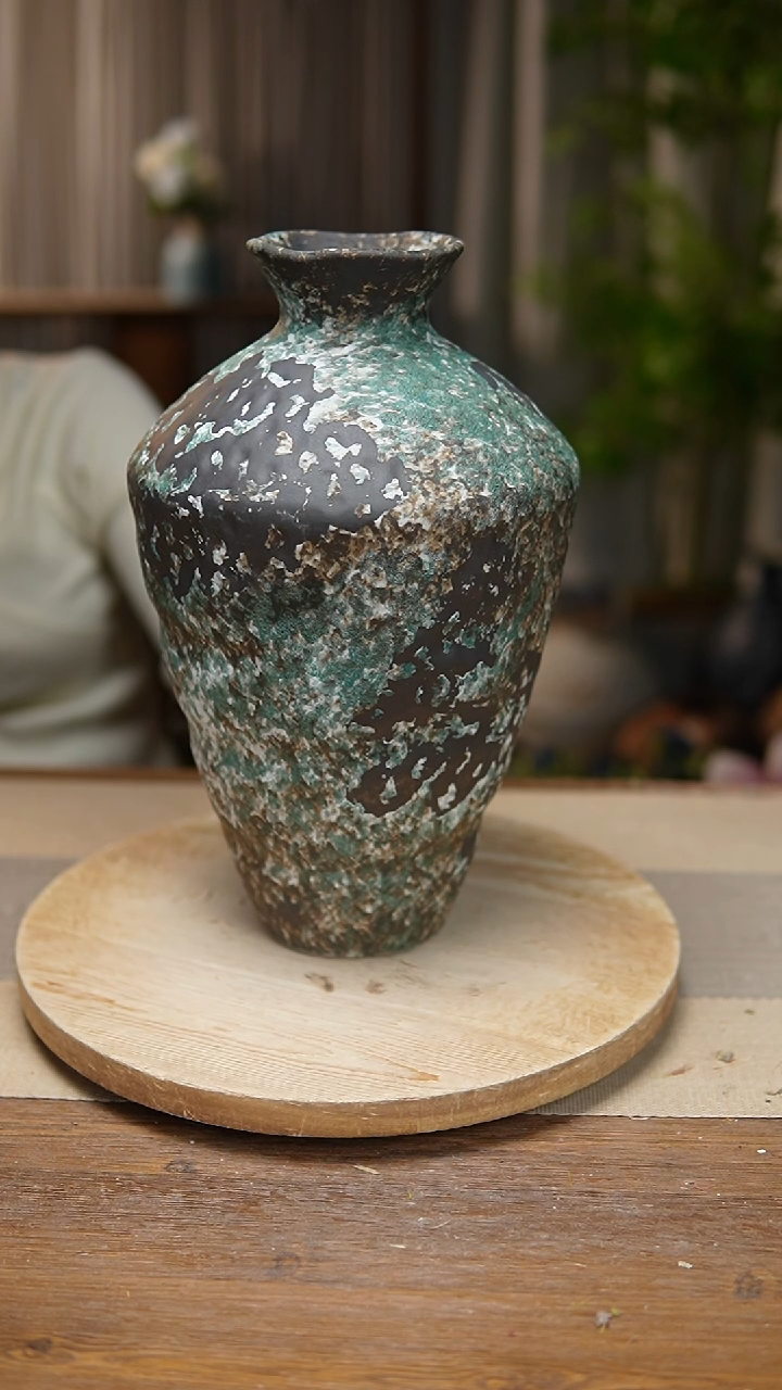 【闪购商品】陶瓷    花器涂鸦绿高脚  