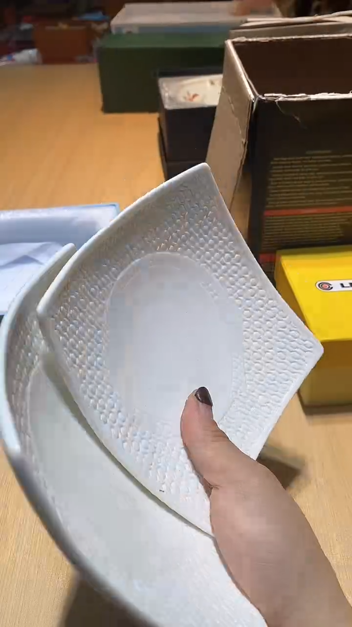 【闪购商品】瓷片锅碗瓢盆一件不剩