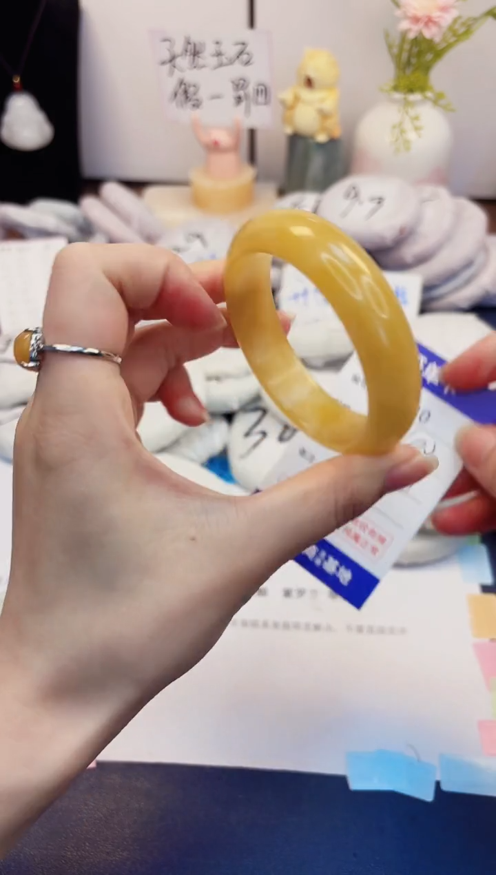 【闪购商品】石英质玉手镯未镶嵌330-财气镯-圈口56