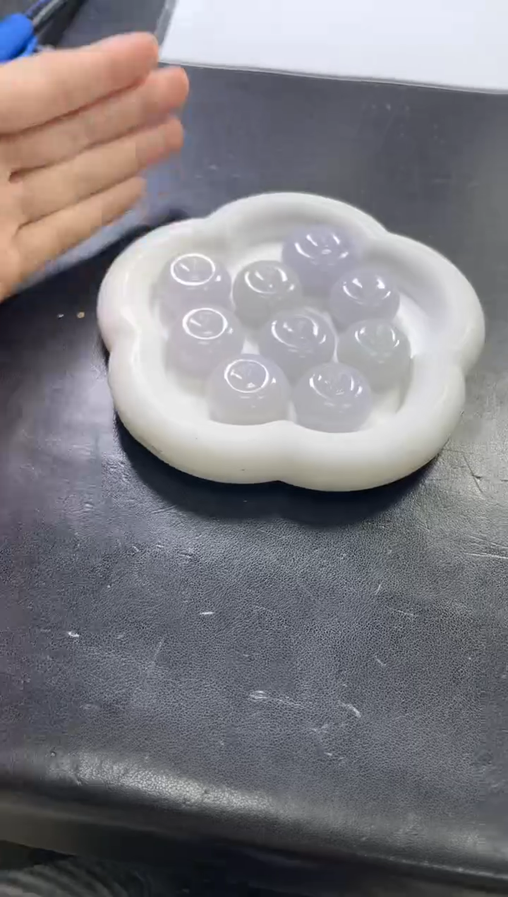 翡翠未镶嵌颈饰肥扣多样性发一件