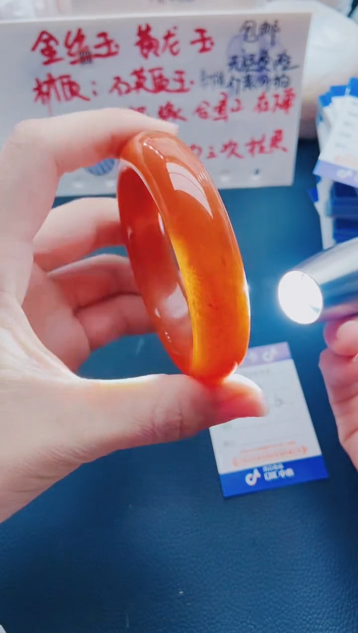 【闪购商品】石英质玉手镯未镶嵌J23-59-60