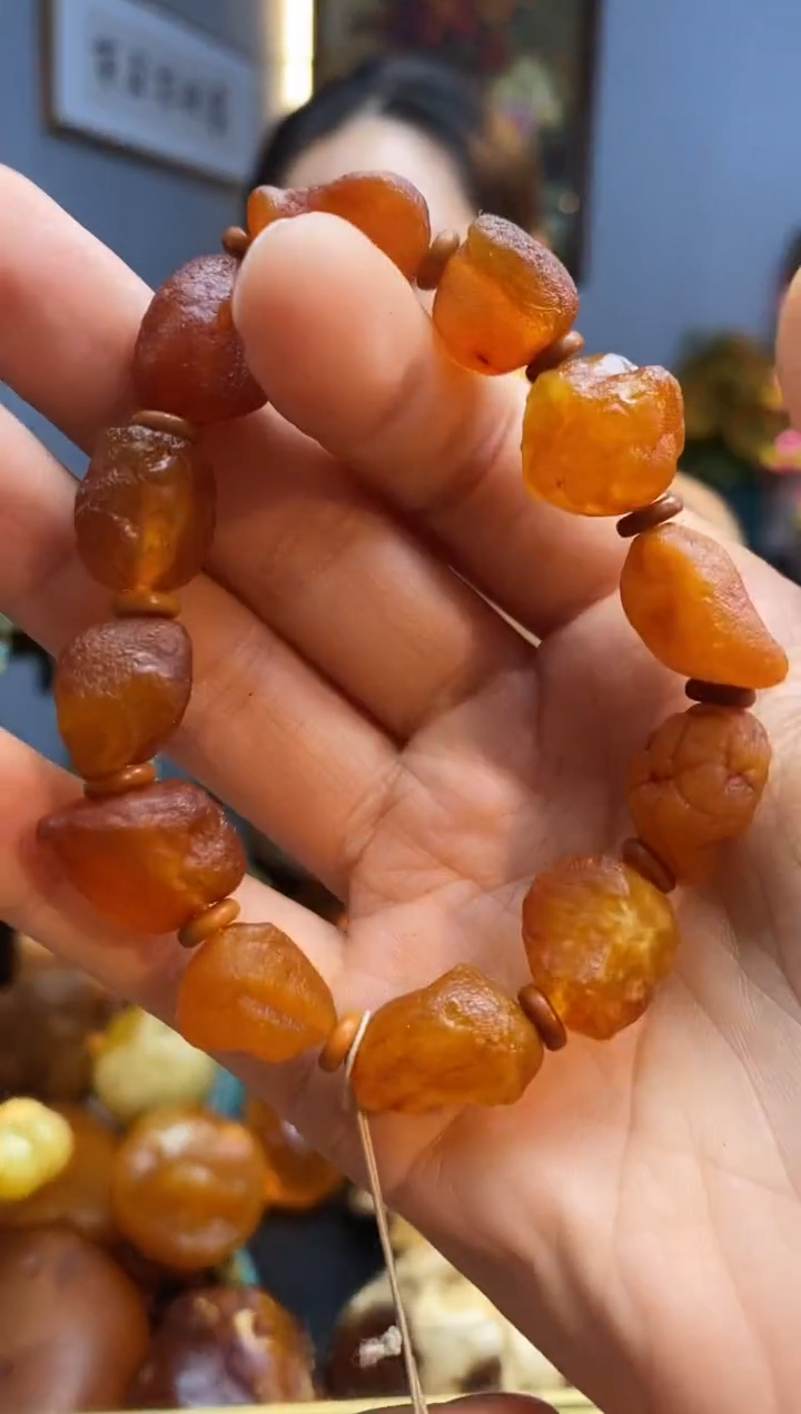 未镶嵌琥珀手串1手串