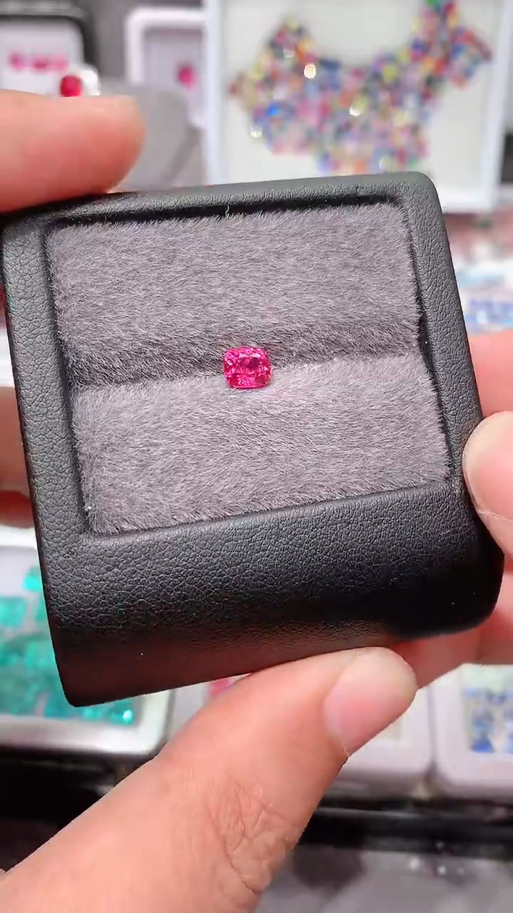 【闪购商品】尖晶石裸石未镶嵌吉尔德粉绝0.82