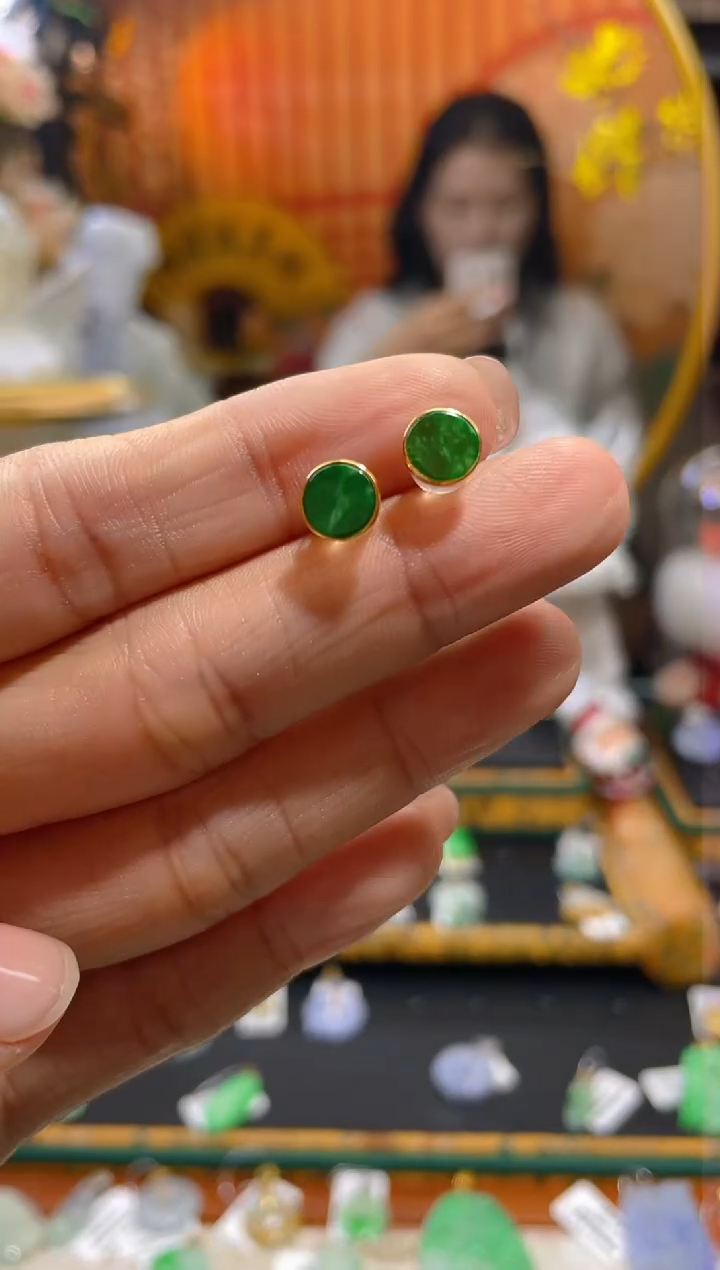 【闪购商品】翡翠颈饰18K金镶嵌假一赔三