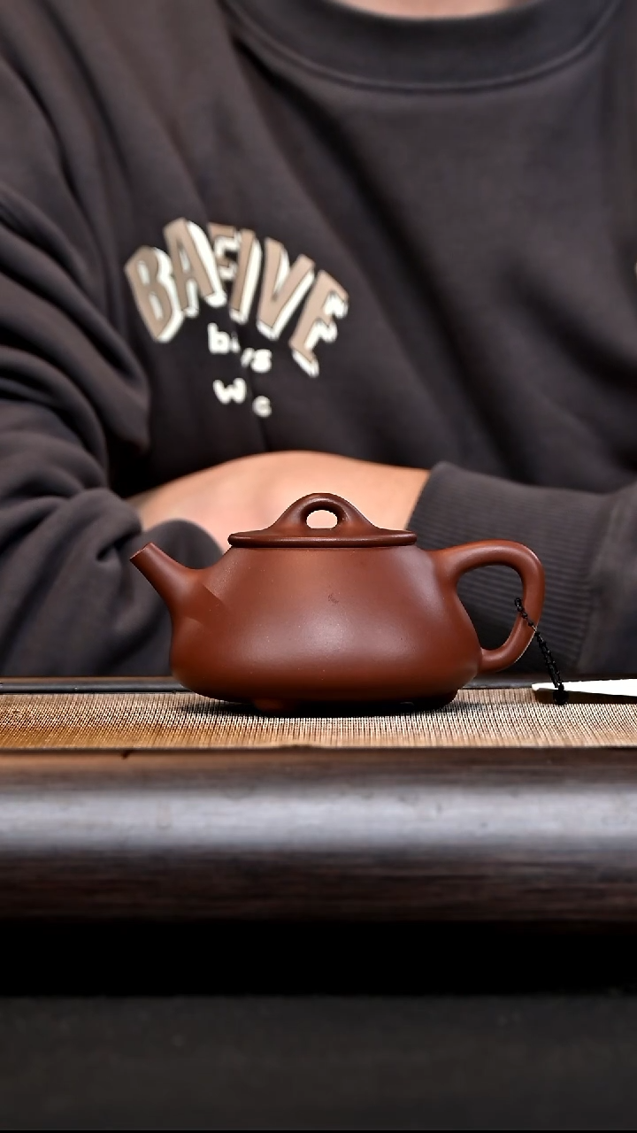 【闪购商品】紫砂茶壶Aj2456 平盖石瓢 红紫泥