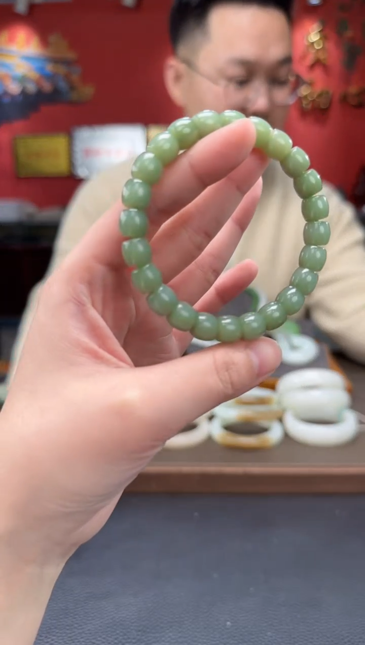 【闪购商品】和田玉手串未镶嵌鸭蛋青直切单圈手串
