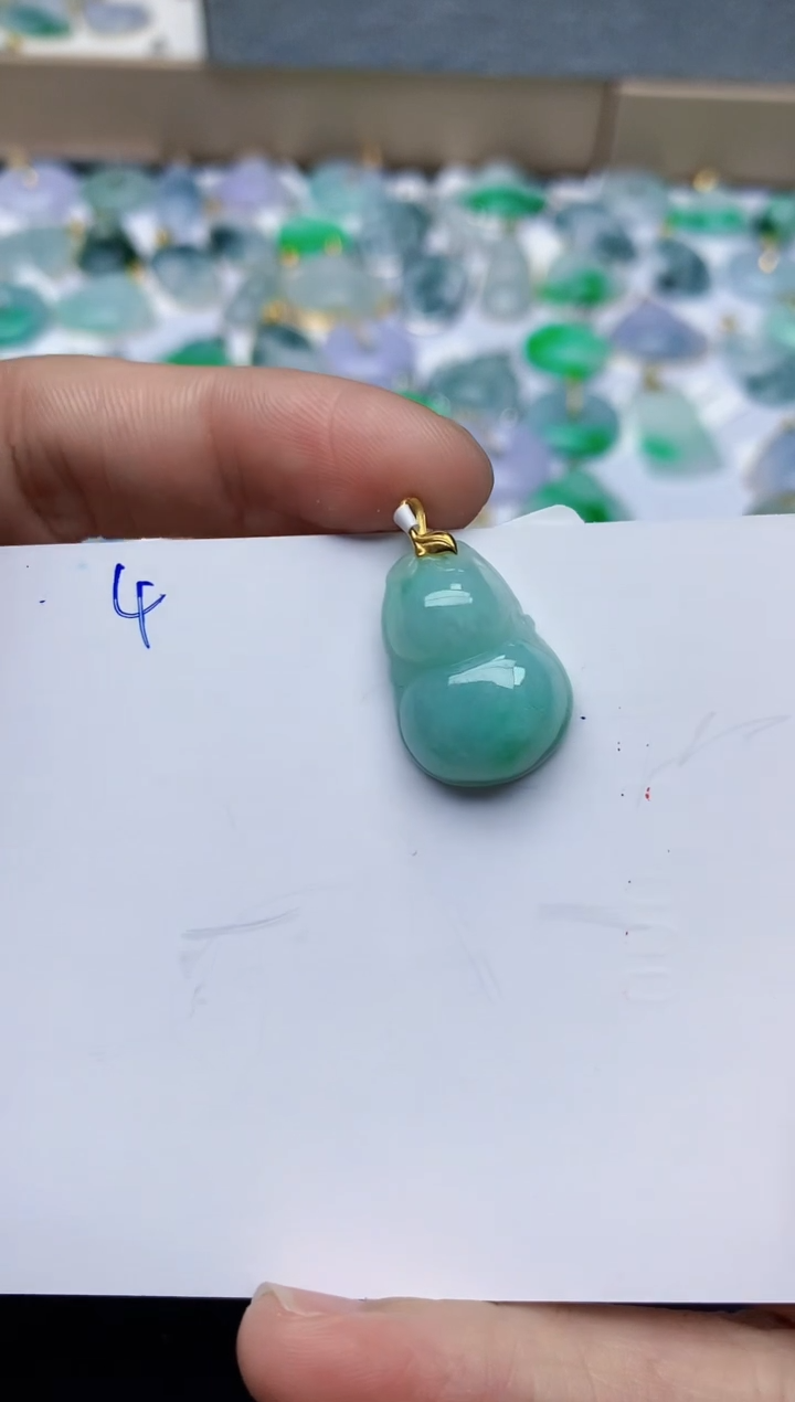 【闪购商品】翡翠颈饰18K金镶嵌天然翡翠A货    