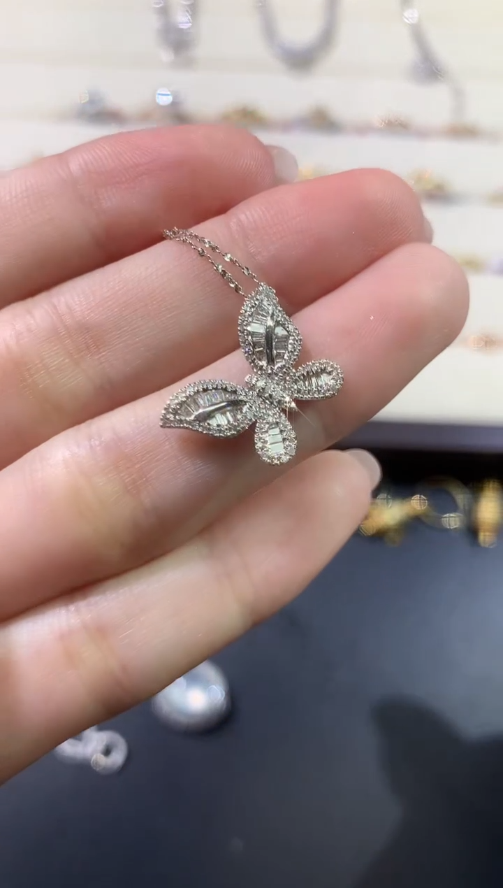 吊坠（不含链）18K金镶嵌钻石W126多样性发货一件|1999