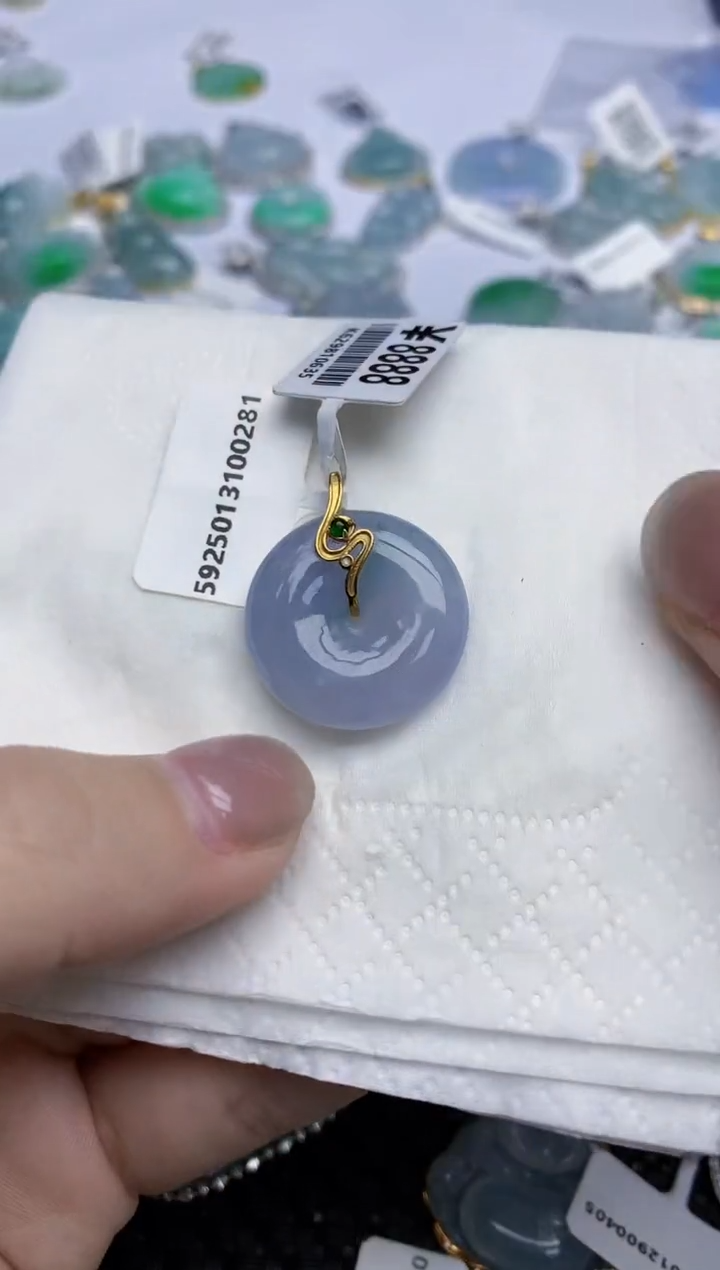 【闪购商品】翡翠颈饰18K金镶嵌天然翡翠A货