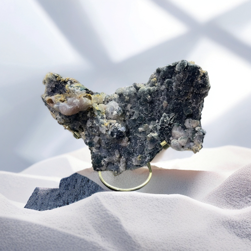 巴西异象水晶共生矿石原石收藏石头家居饰品摆件桌面玄关茶道造景