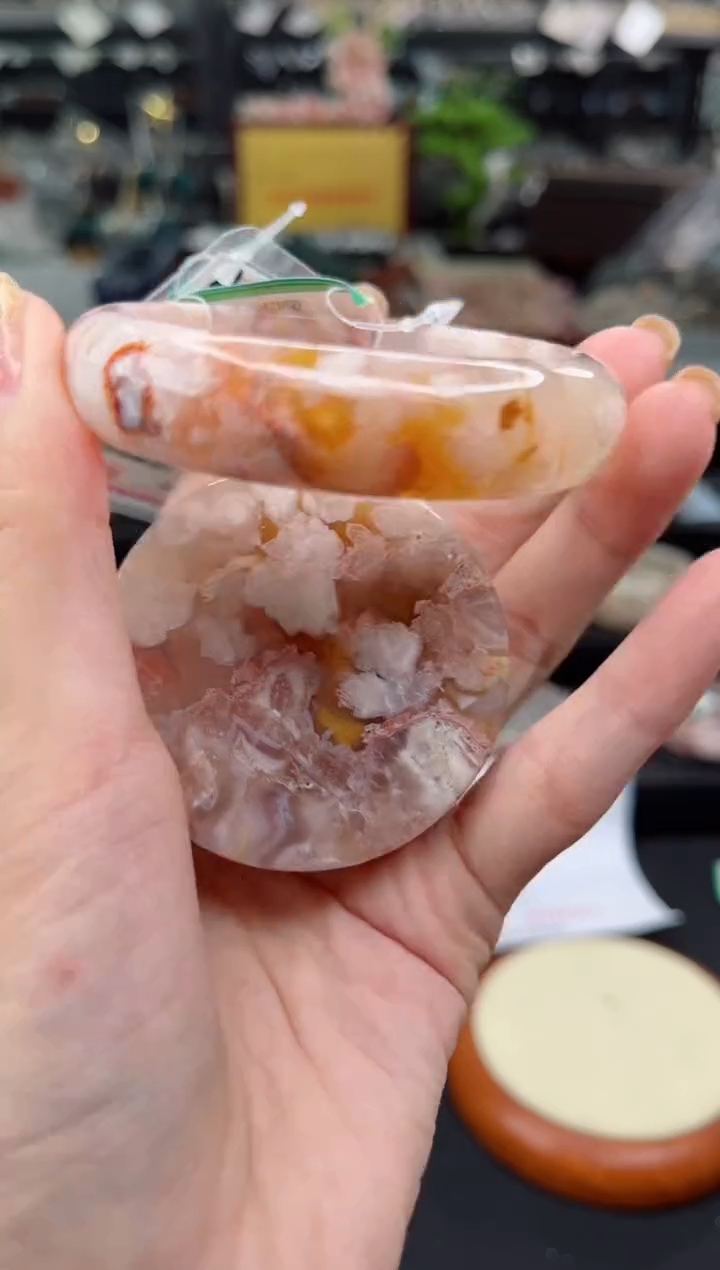 【闪购商品】石英质玉手镯未镶嵌56圈口（赠品镯心）35572204