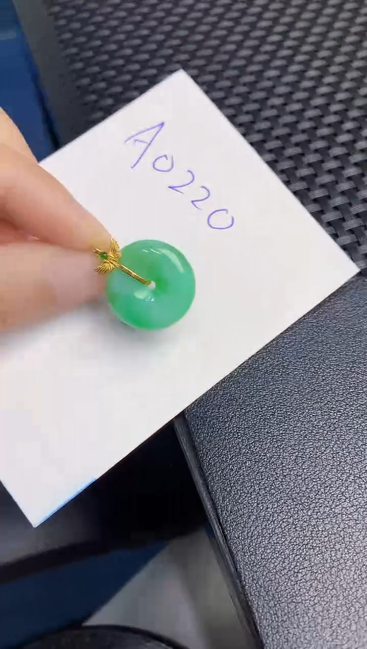 【闪购商品】翡翠颈饰18K金镶嵌000000000