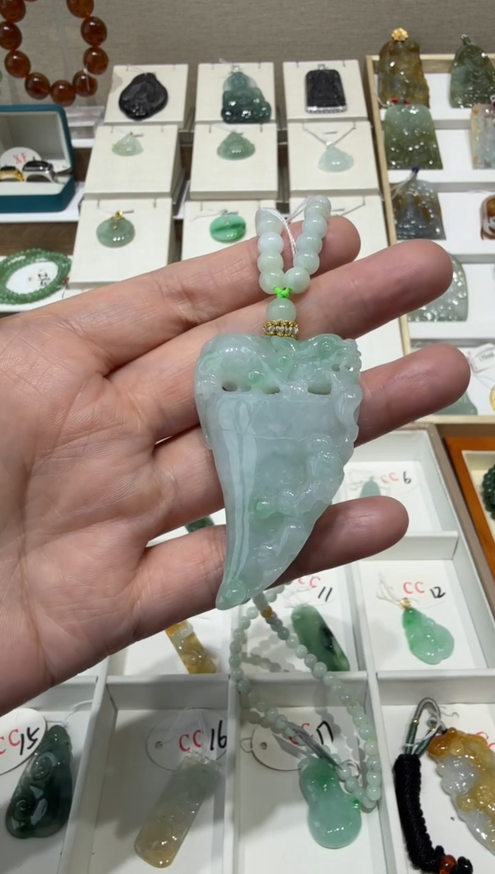 未镶嵌挂件翡翠A货翡翠多样性孤品