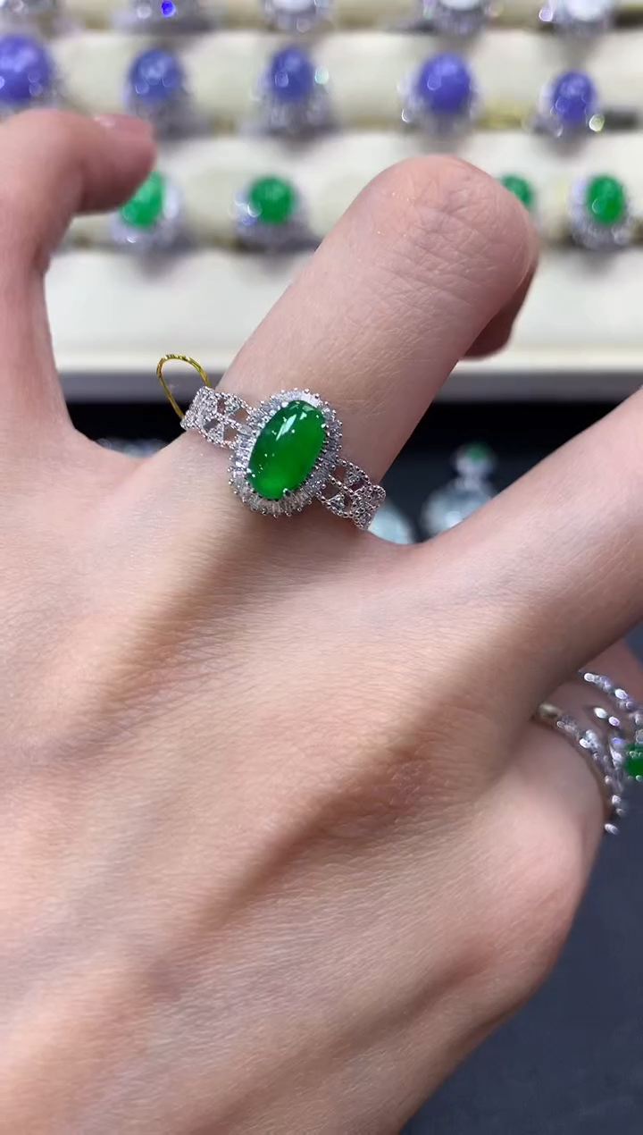 【闪购商品】翡翠戒指18K金镶嵌a96        