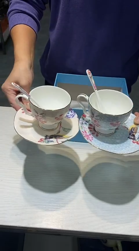 瓷片生活的本意是开心啊@@1