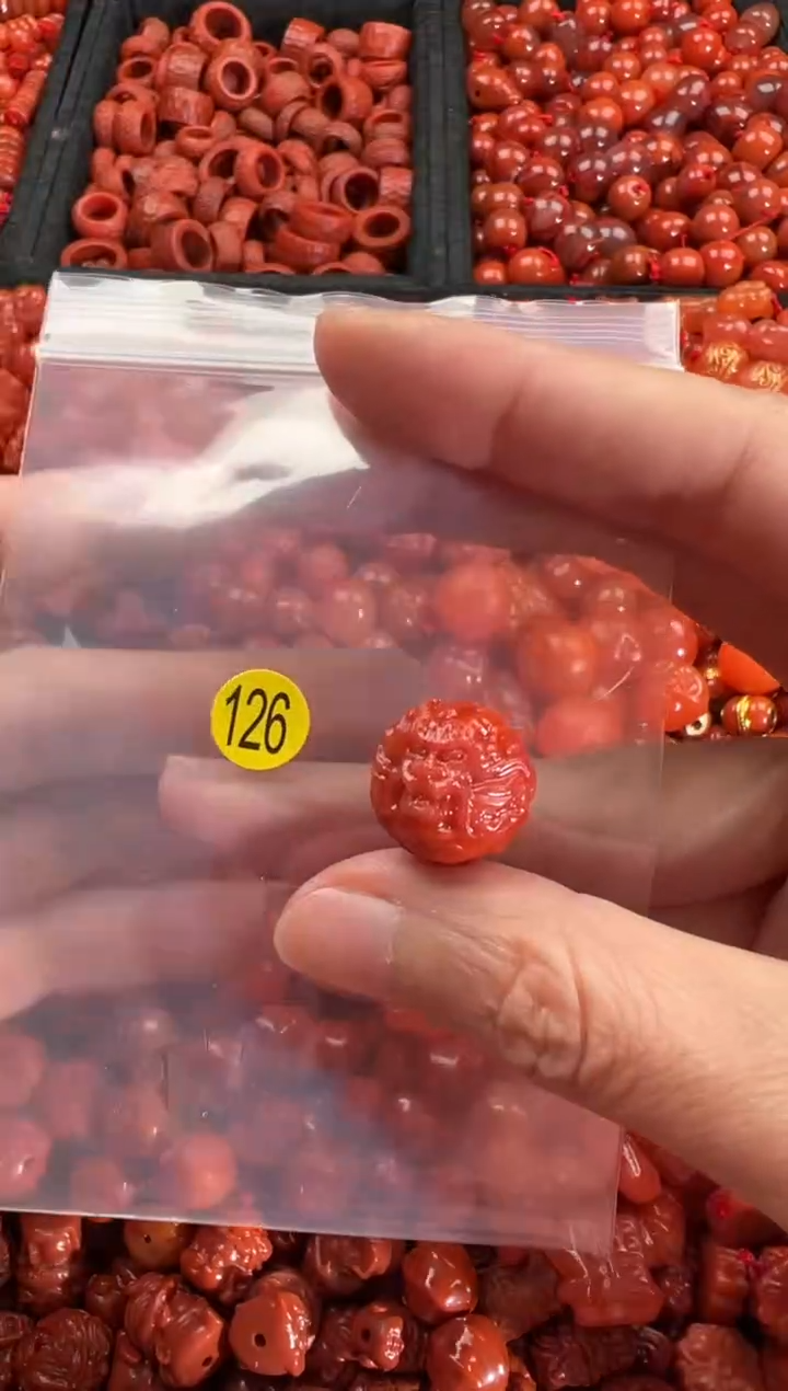 【闪购商品】南红玛瑙颈饰未镶嵌1