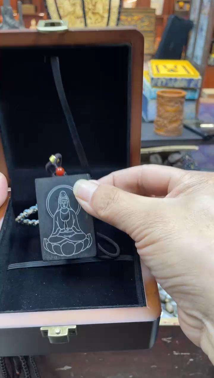 【闪购商品】大叶紫檀（黑酸枝木类） 