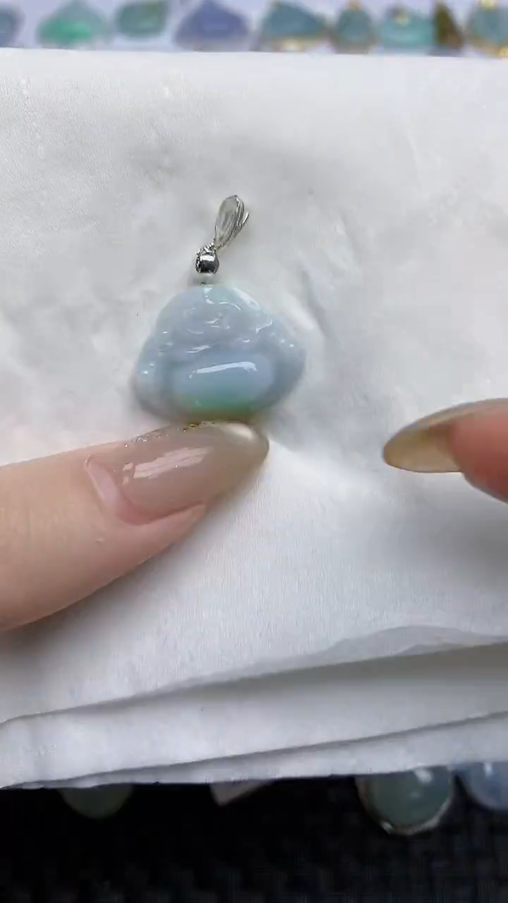 【闪购商品】翡翠颈饰未镶嵌天然翡翠A货