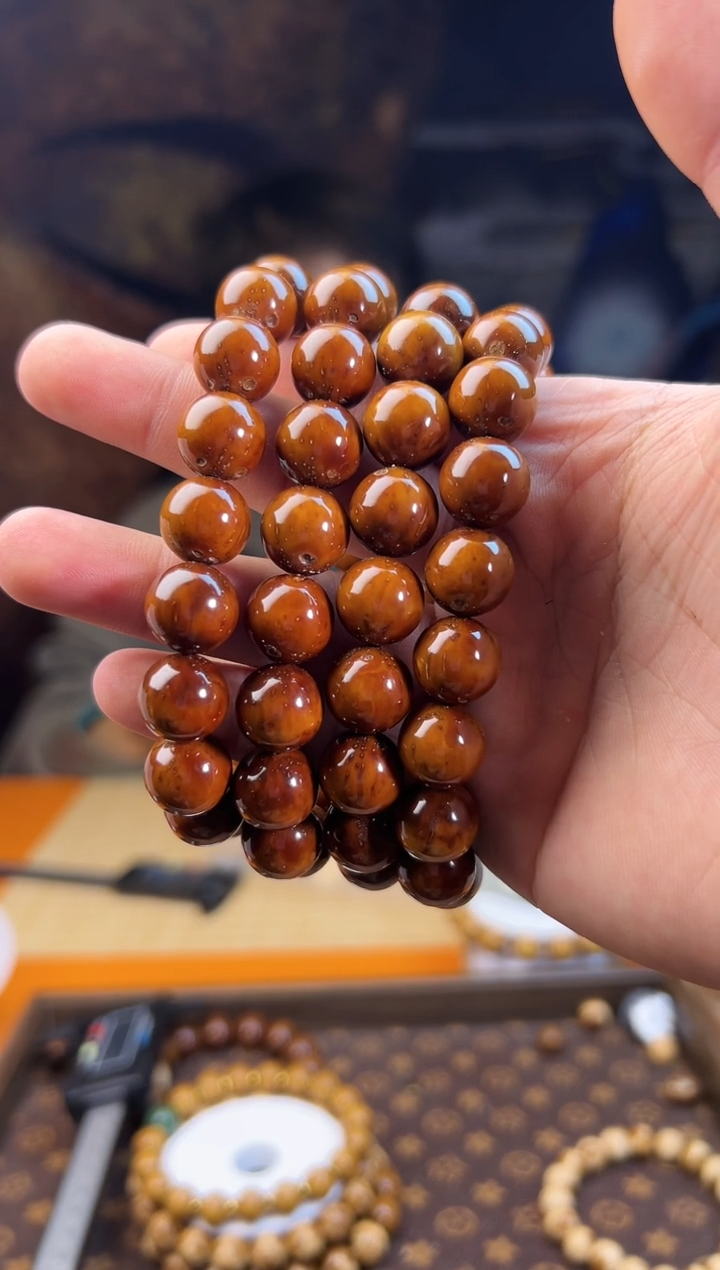 【闪购商品】紫金鼠手串红皮火焰纹光珠12mm