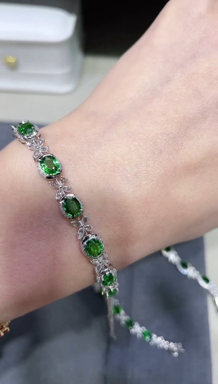 【闪购商品】石榴石（沙弗莱）手链18K金镶嵌·