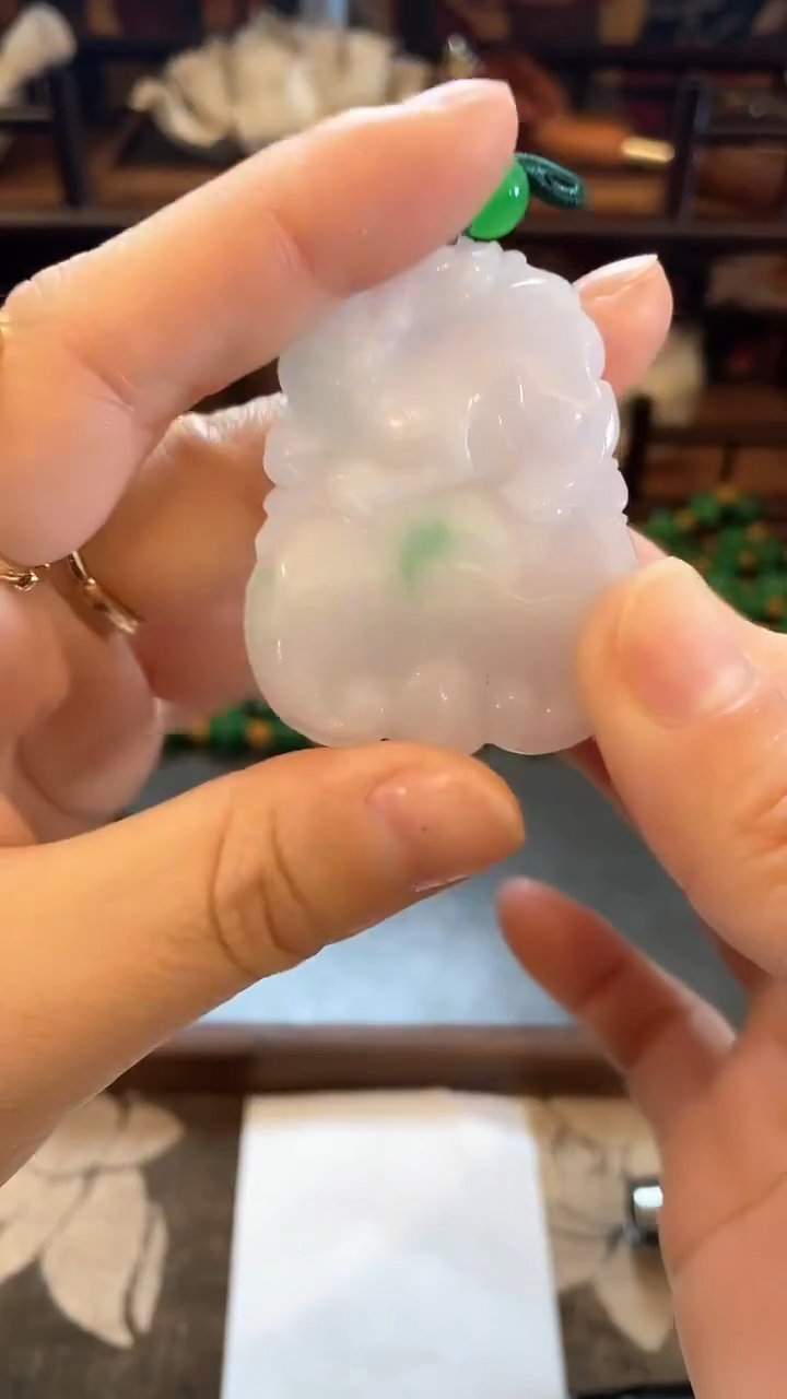 吊坠(赠链)未镶嵌翡翠547