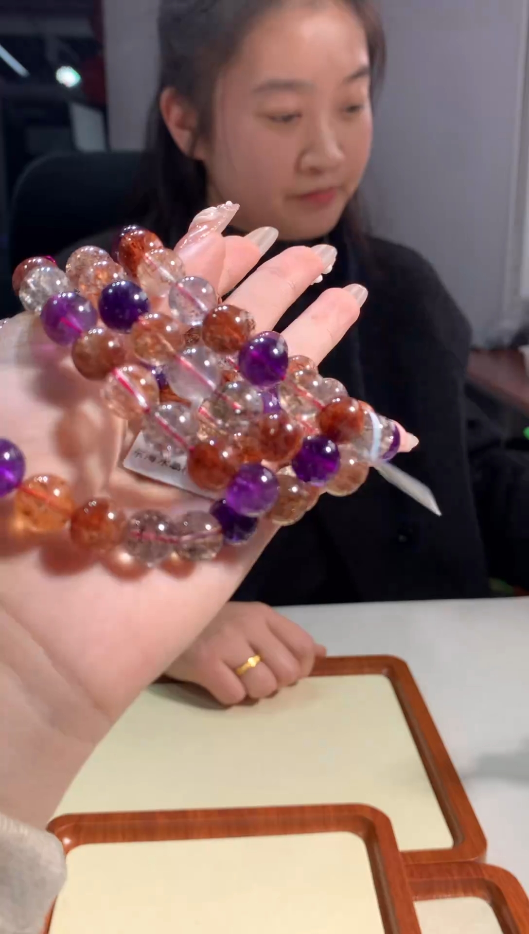 【闪购商品】水晶手链未镶嵌10mm黑彩超七手链多样性发其一