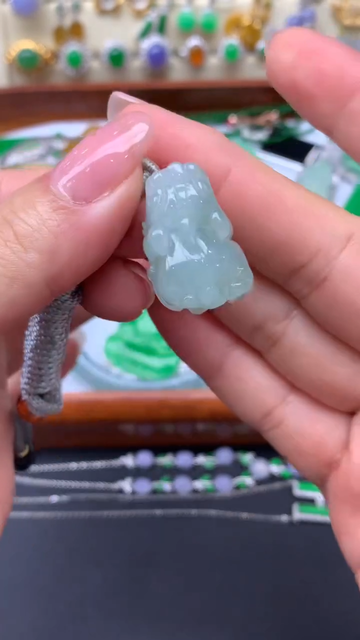 【闪购商品】翡翠颈饰未镶嵌18-天然翡翠