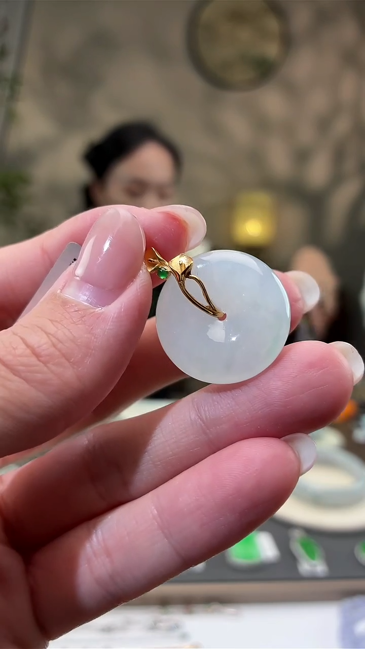 吊坠(不含链)18K金镶嵌翡翠平安扣