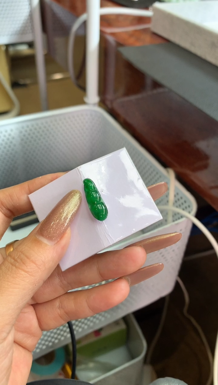 【闪购商品】定制翡翠未镶嵌翡翠