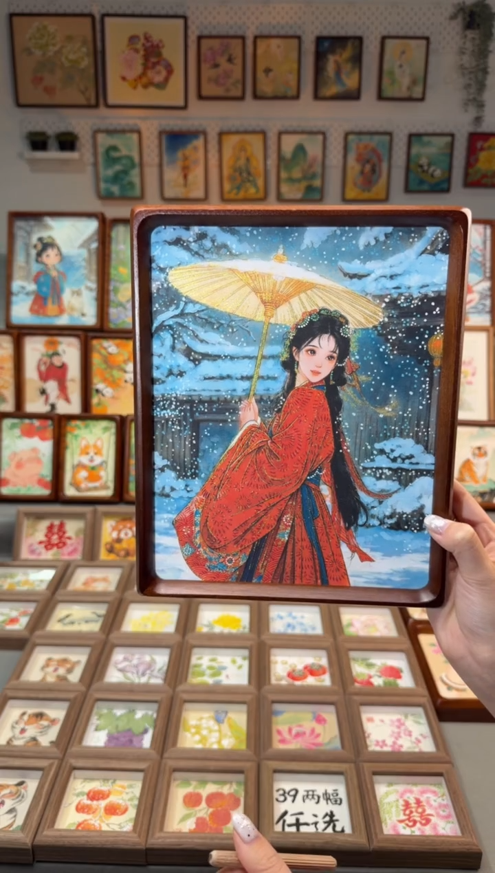 国画雪景打伞女孩 手绘国画10