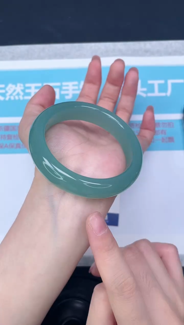 未镶嵌手镯石英质玉m134/5556