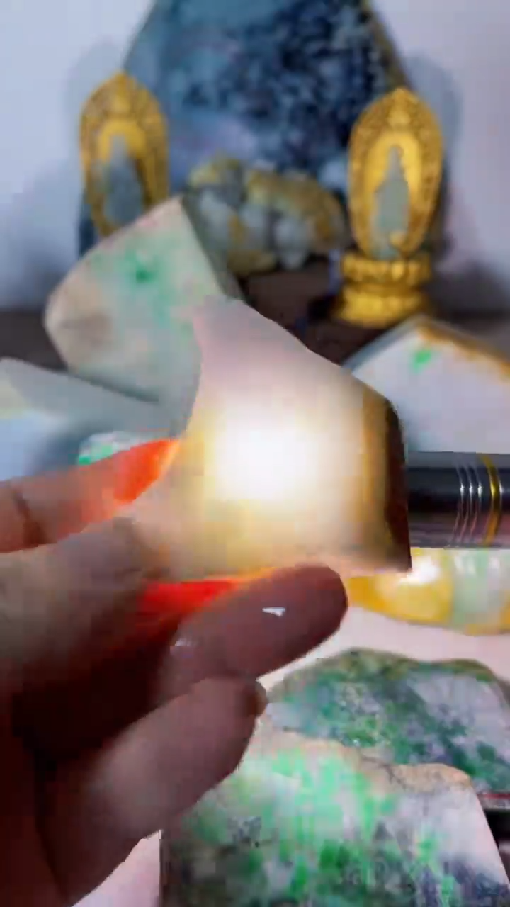 【闪购商品】翡翠吊坠(不含链)未镶嵌A522