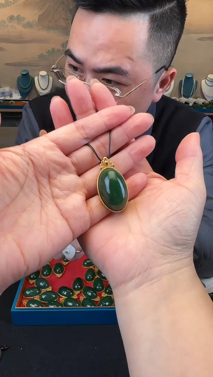 颈饰未镶嵌和田玉鸽子蛋3.0（多样性发一件）