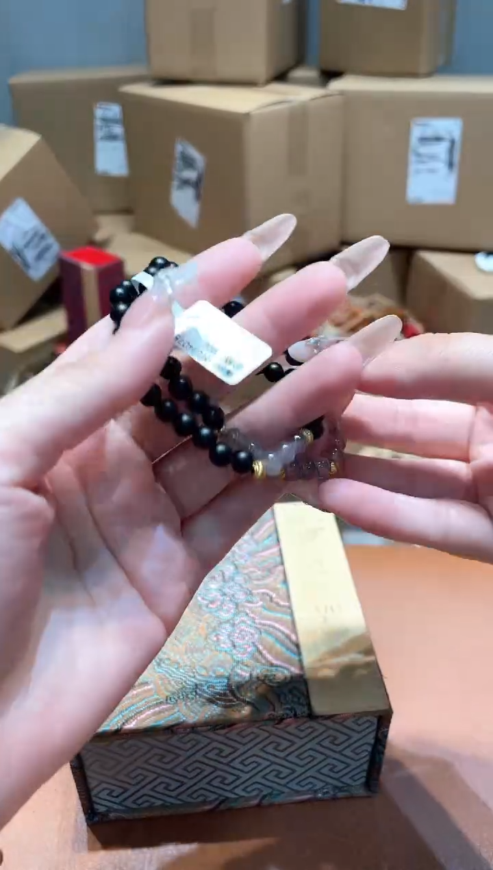 柒月撤柜闪购链接（多样性发其一）￥