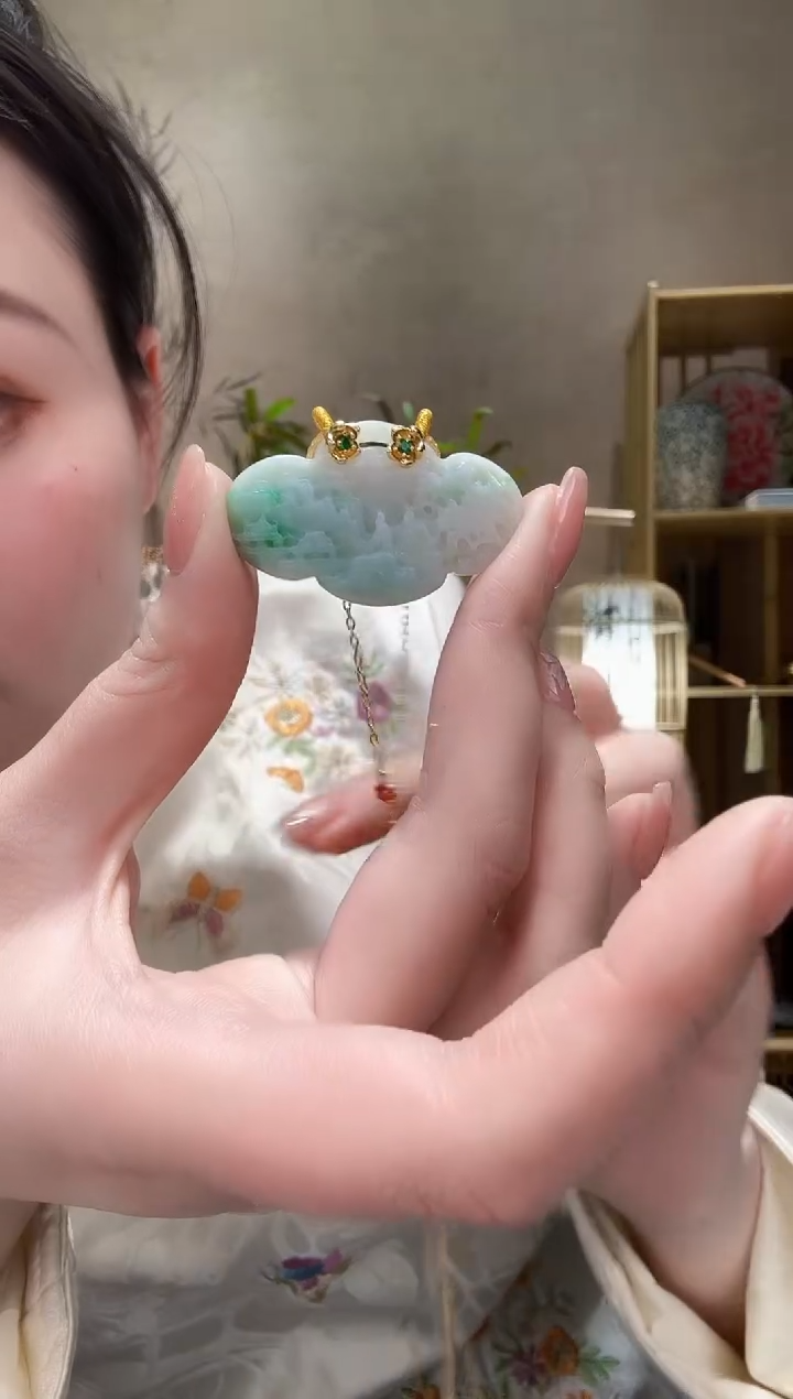 【闪购商品】翡翠颈饰未镶嵌吊坠