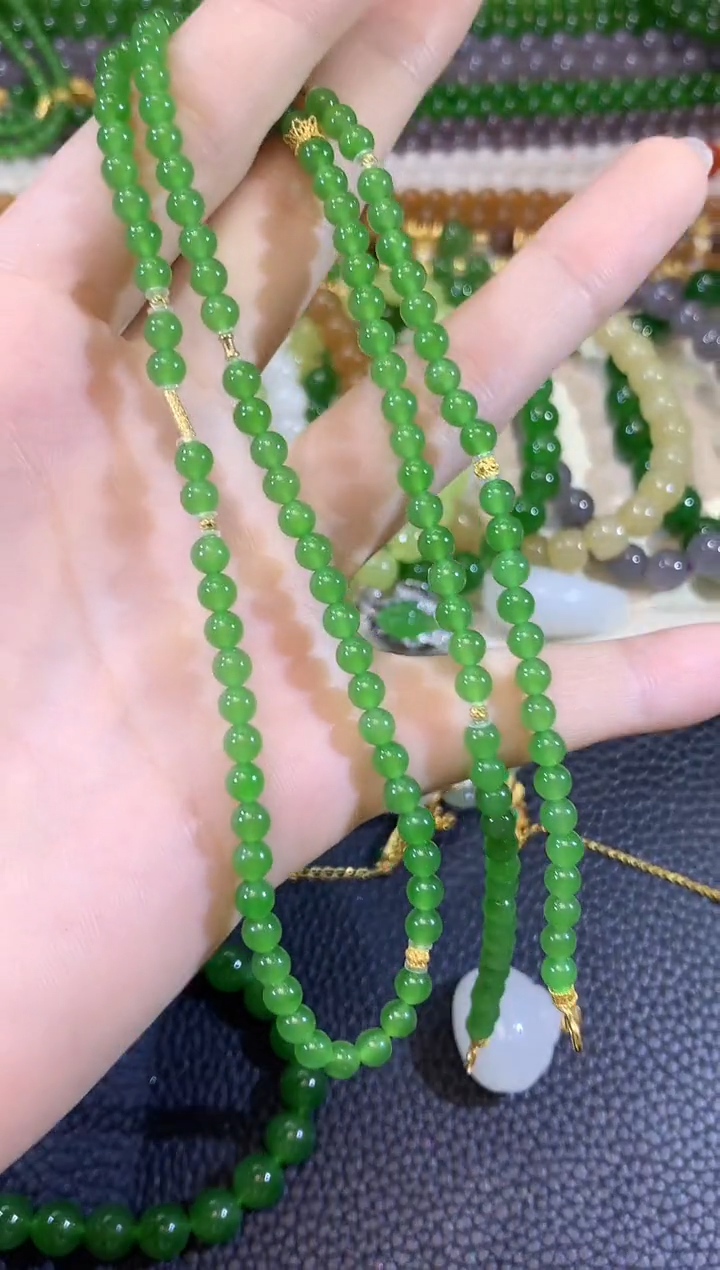 和田玉18K金镶嵌颈饰A31  多样性发一件