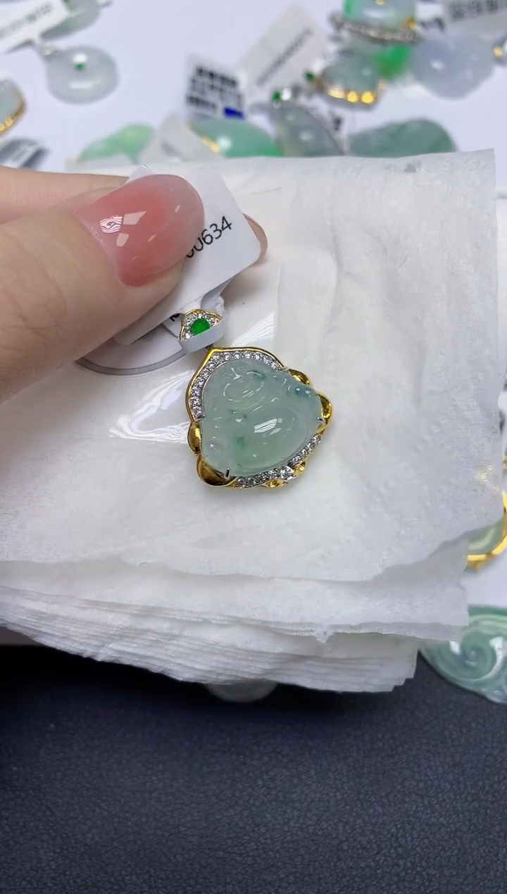 颈饰未镶嵌翡翠天然缅甸翡翠A货多样性发一件