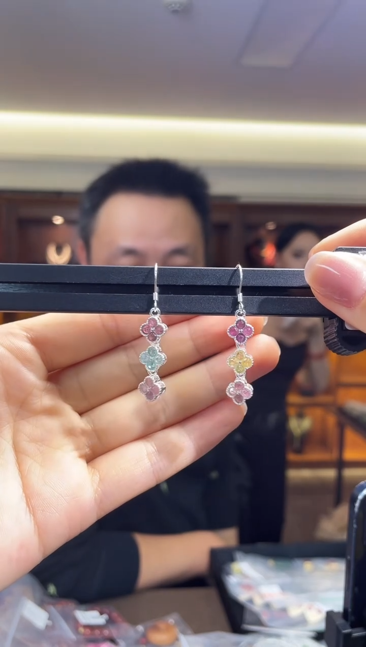 未镶嵌耳饰碧玺（多样性发一件）