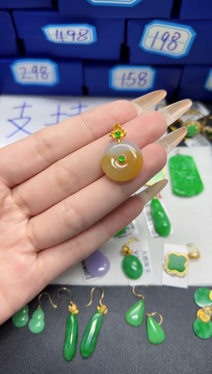 【闪购商品】翡翠颈饰18K金镶嵌Y缅料A货/支持复检/一件