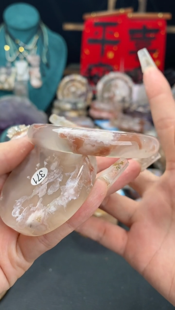 【闪购商品】石英质玉手镯（圆镯）未镶嵌58