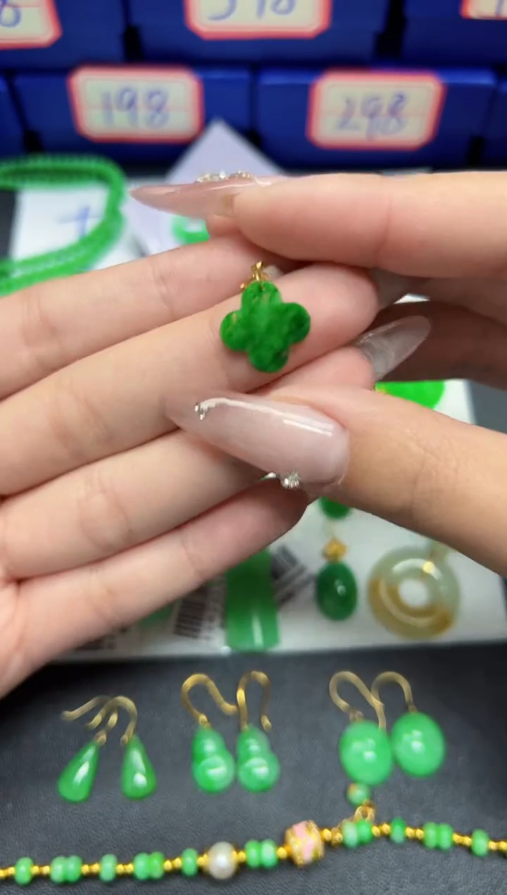 【闪购商品】翡翠颈饰18K金镶嵌Y缅料A货/支持复检/一件