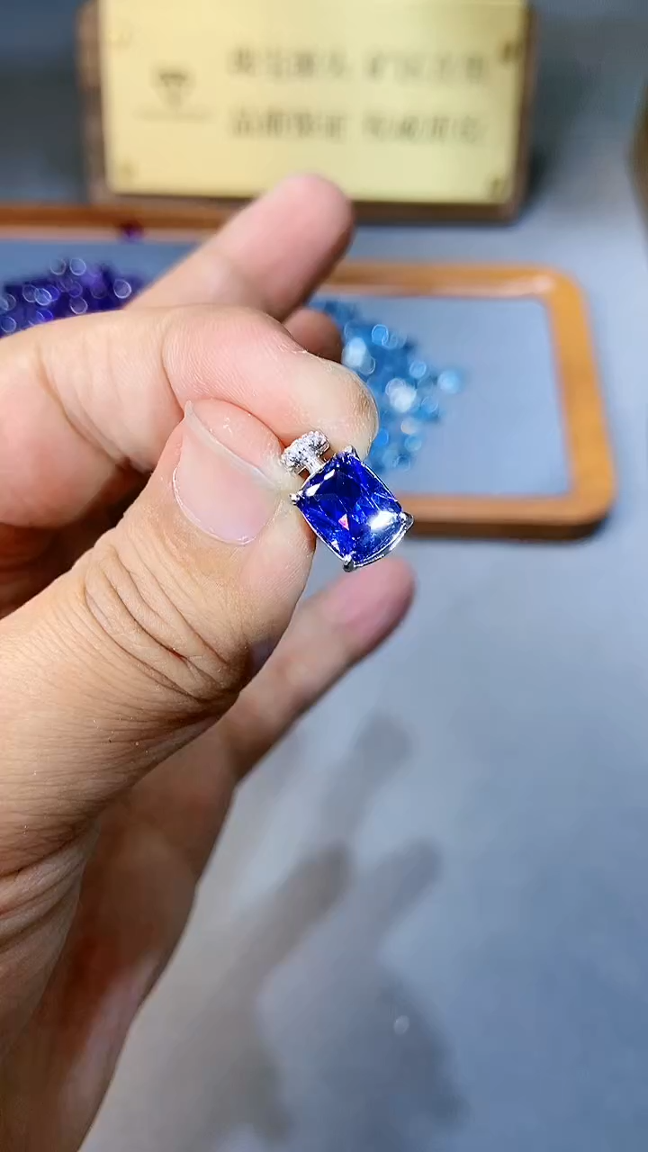 【闪购商品】蓝宝石颈饰银S925镶嵌354