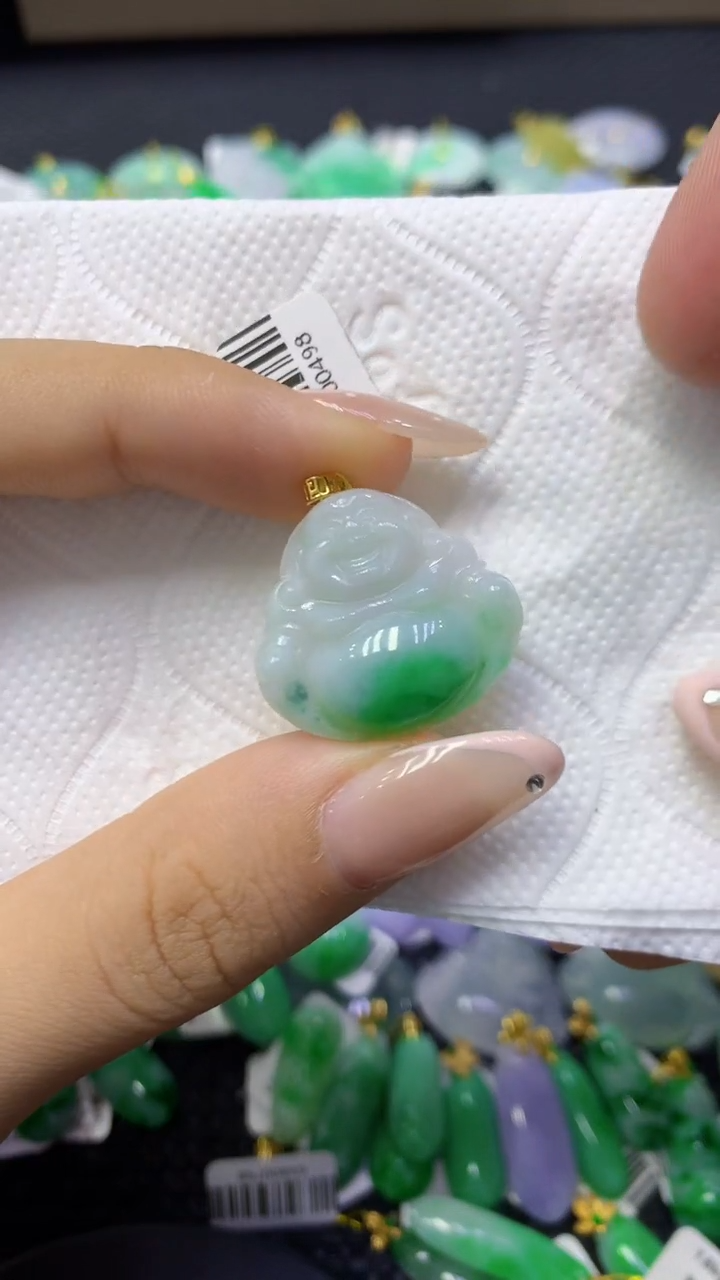 颈饰18K金镶嵌翡翠天然缅甸翡翠A货