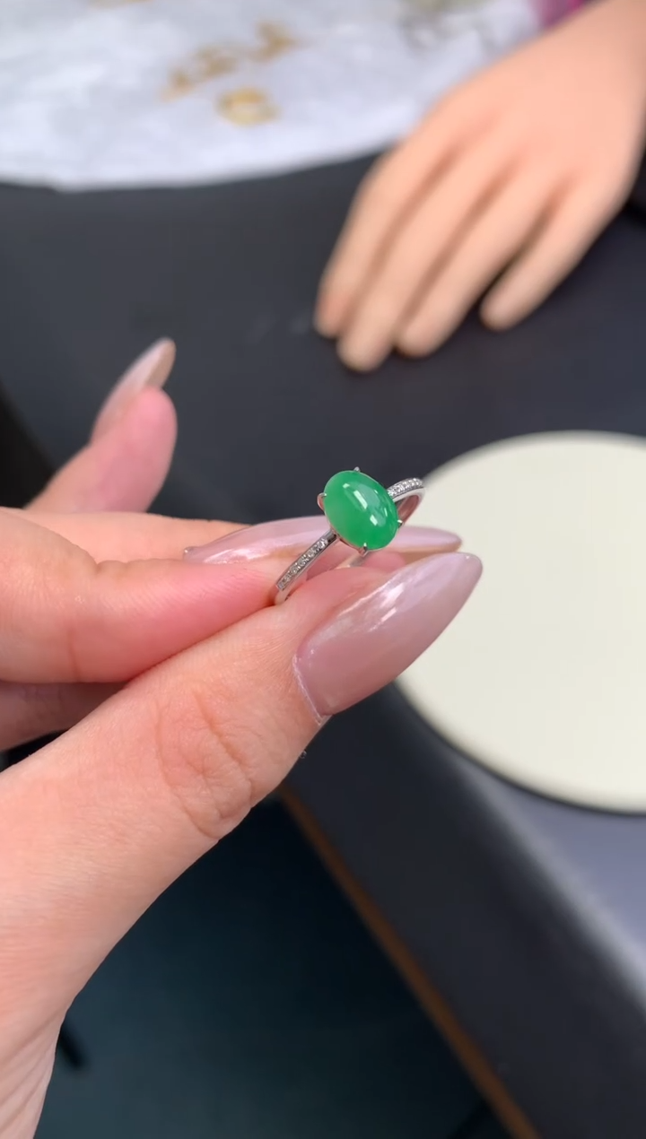 18K金镶嵌摆件翡翠48小时鉴赏期 退货不扣服务费